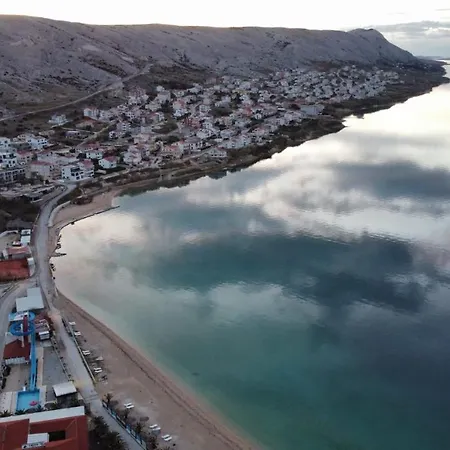 & Kaurloto Pag Town