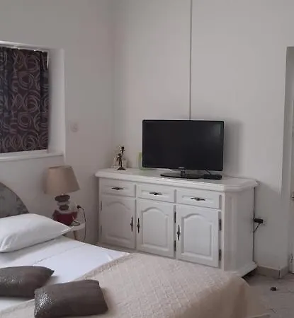 & Kaurloto 3*