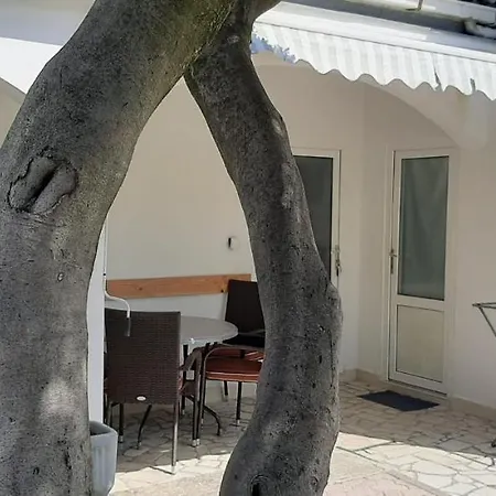 & Kaurloto Pensionat Pag Town