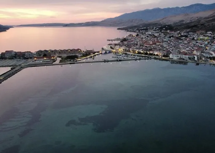 Rooms&apartments Kaurloto 3* Pag Town