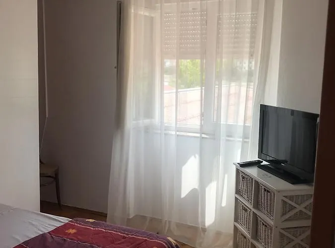 Rooms&apartments Kaurloto